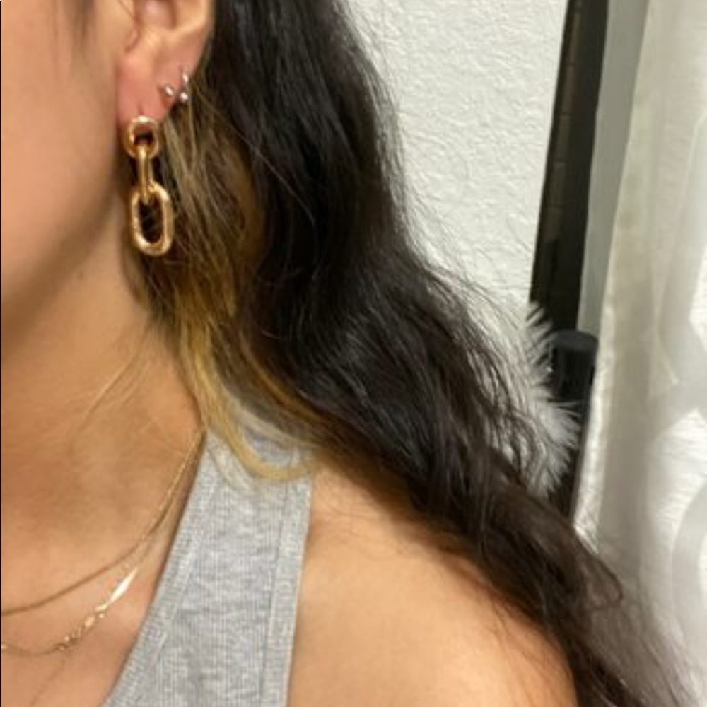 Chain drop earrings - Picture 2 of 2